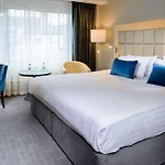 Radisson Blu Hotel, Ξενοδοχείο Άθλον