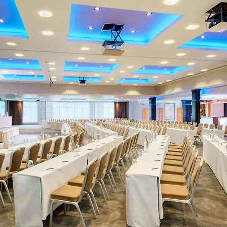 Radisson Blu Hotel, Ξενοδοχείο