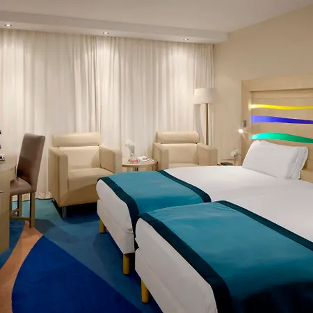 Radisson Blu Hotel, Hotel