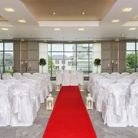 Radisson Blu Hotel, Ξενοδοχείο 4*