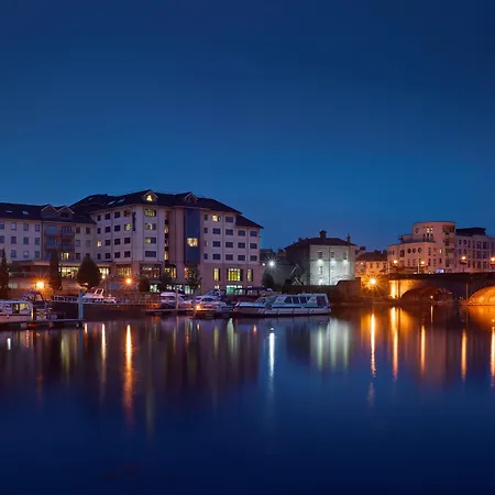 Radisson Blu Hotel, Ξενοδοχείο 4*