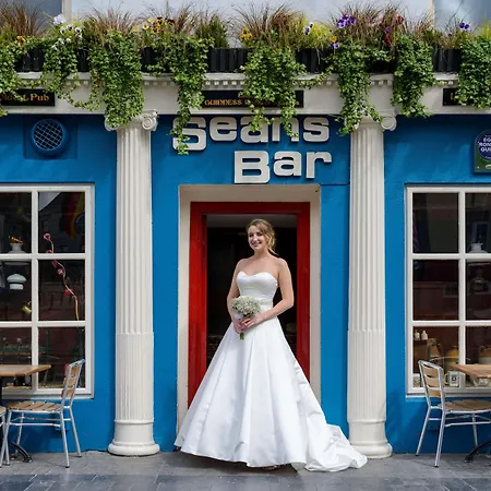 Radisson Blu Hotel, 4* Athlone