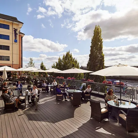 Radisson Blu Hotel, 4* Athlone