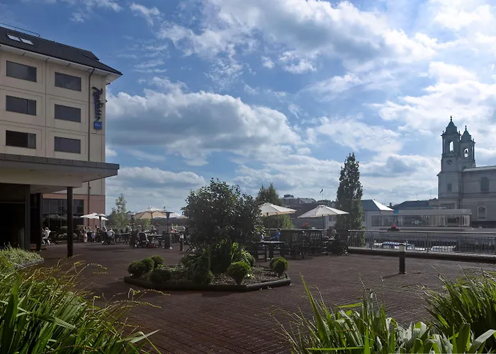 Radisson Blu Hotel, 4* Athlone